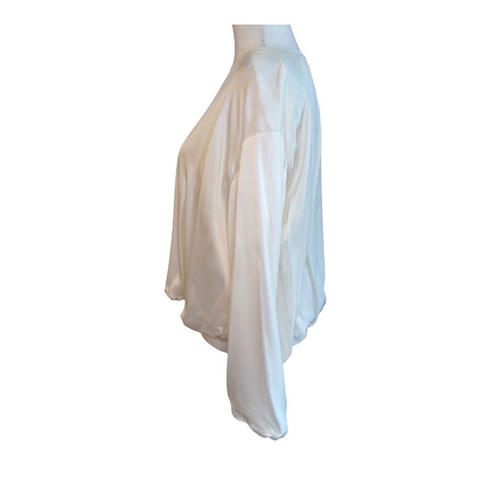 Madewell NWT Size 2 Winter White Long-Sleeve Bubble-Hem‎ Top in Satin - Picture 3 of 8
